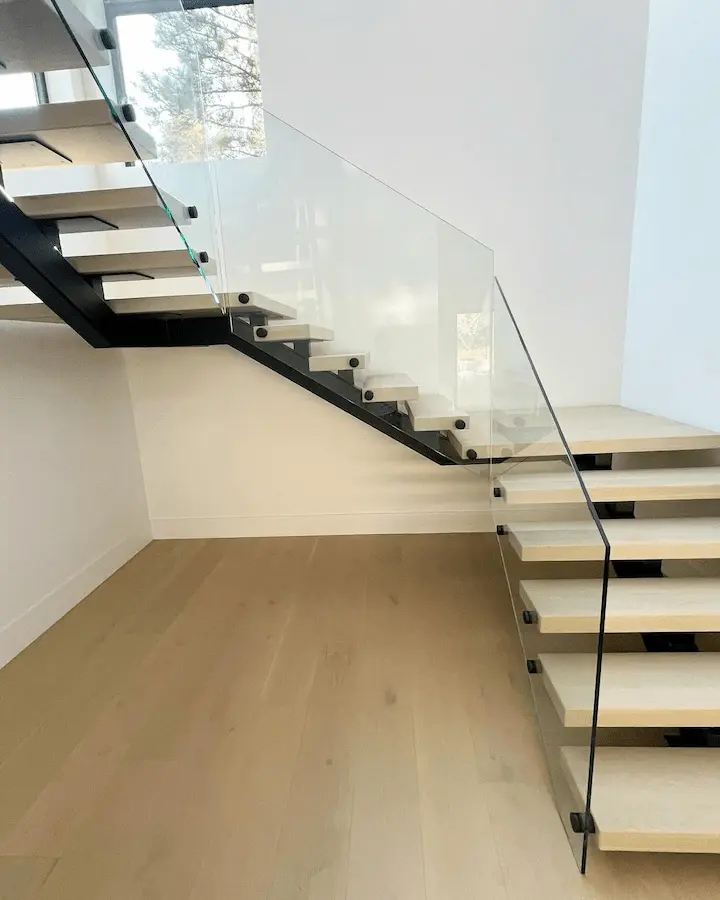 Frameless Balcony Railing